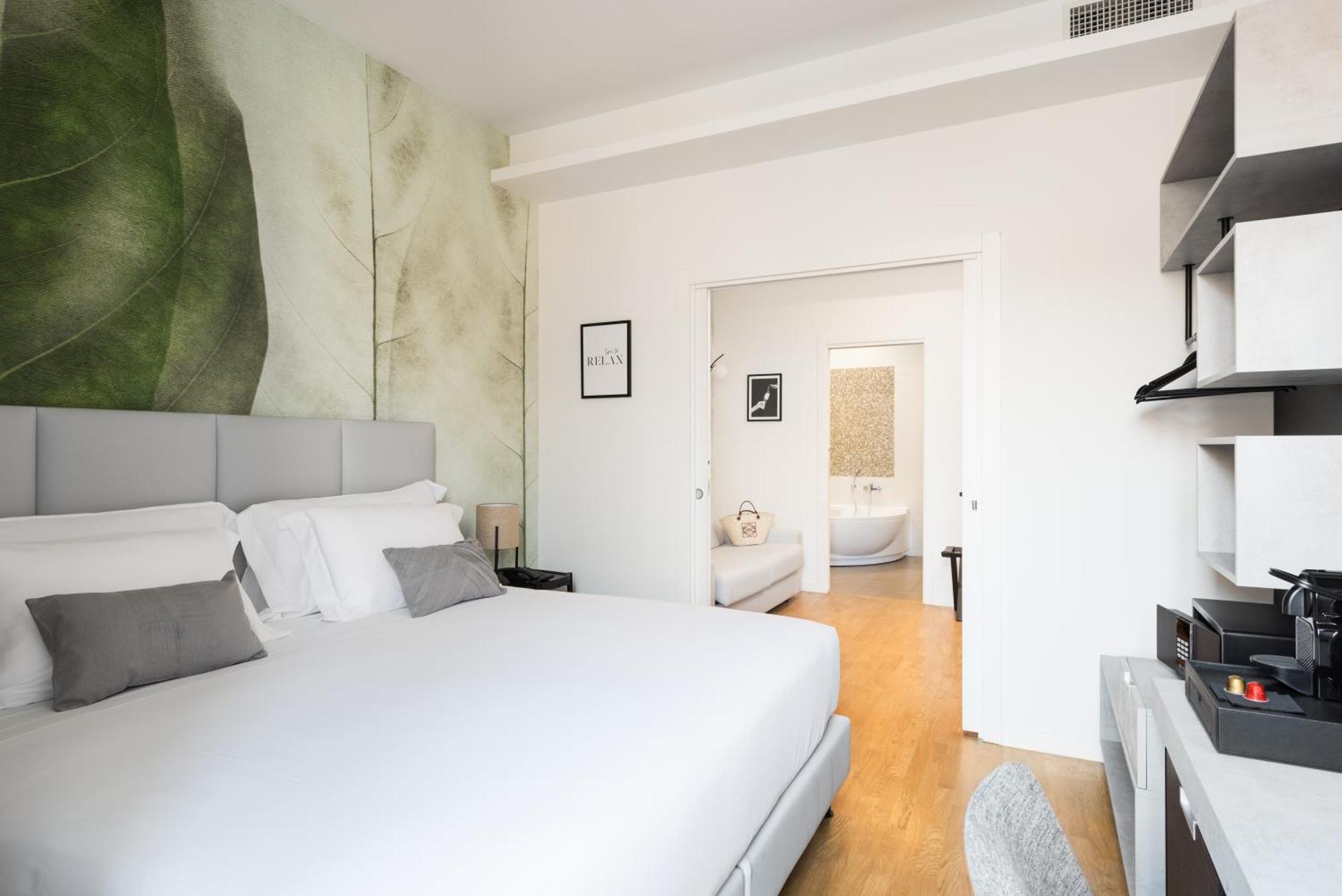 At Forty-One Roma Rom bilde